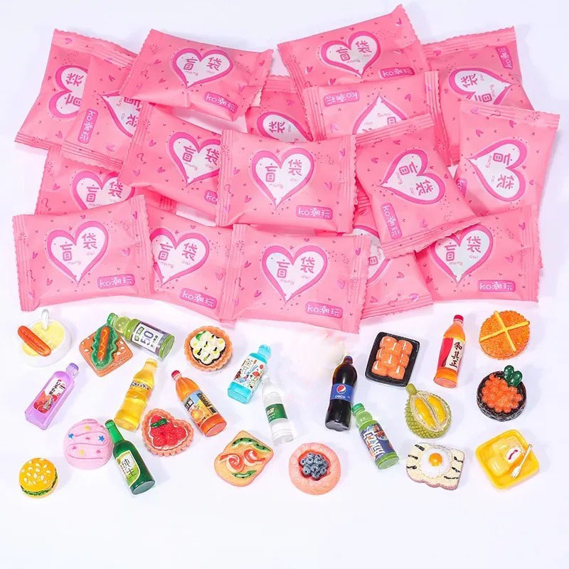 -Random Style Bag Miniature Fo - Food Day Snacks recension och pris